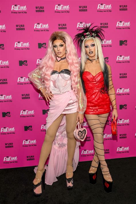 are sugar and spice identical twins|12 Times the Coyle Twins Stunned Us With Drag。